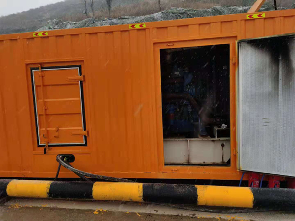 和县发电车出租-应急柴油发电机组选什么样的比较好？