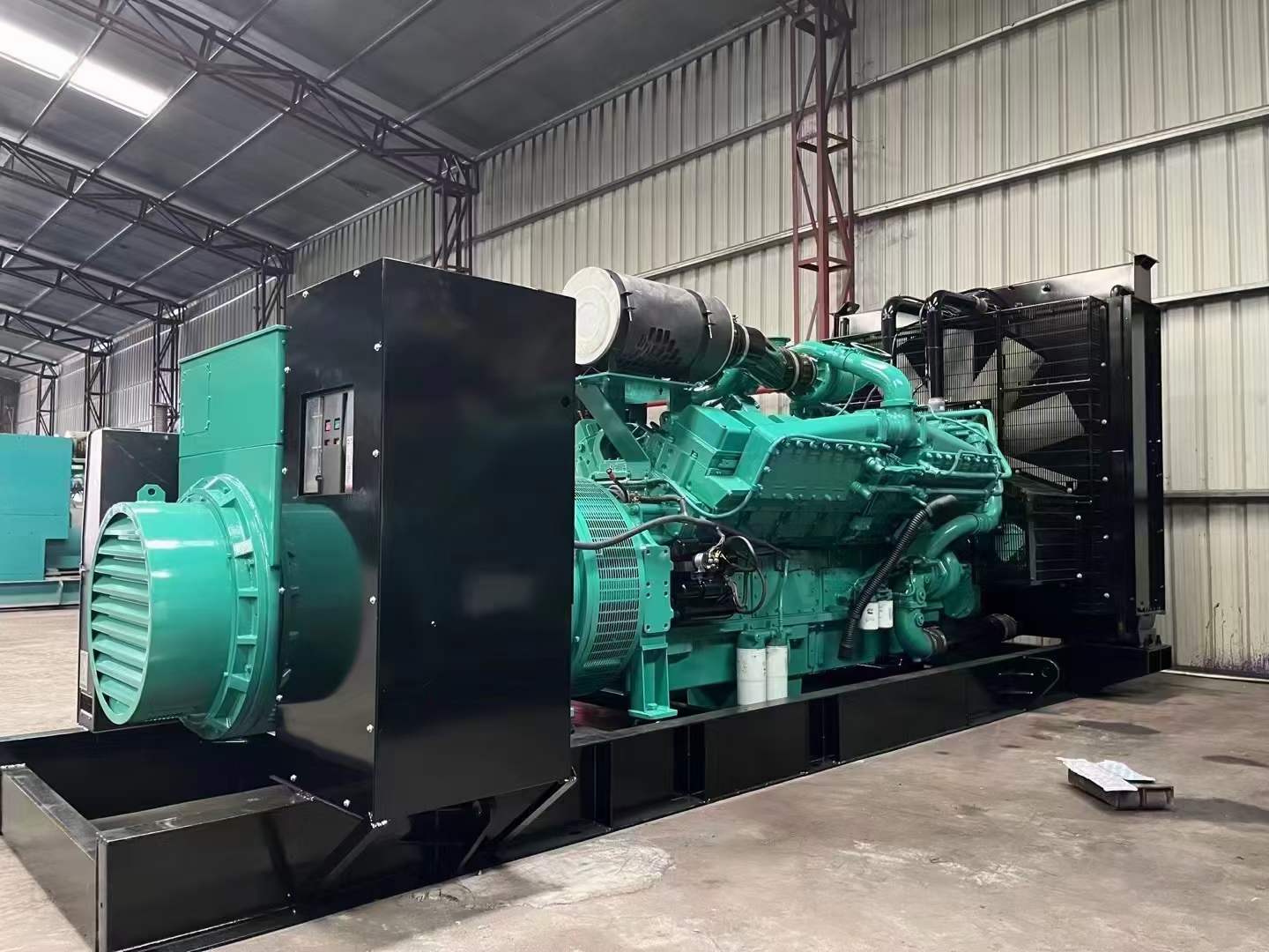 和县如何修正海拔高度对电缆载流量的影响？