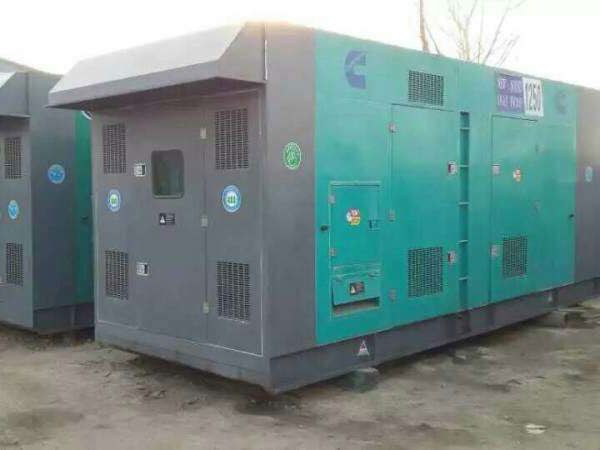 和县合同中关于工期延误的责任如何界定和处理？